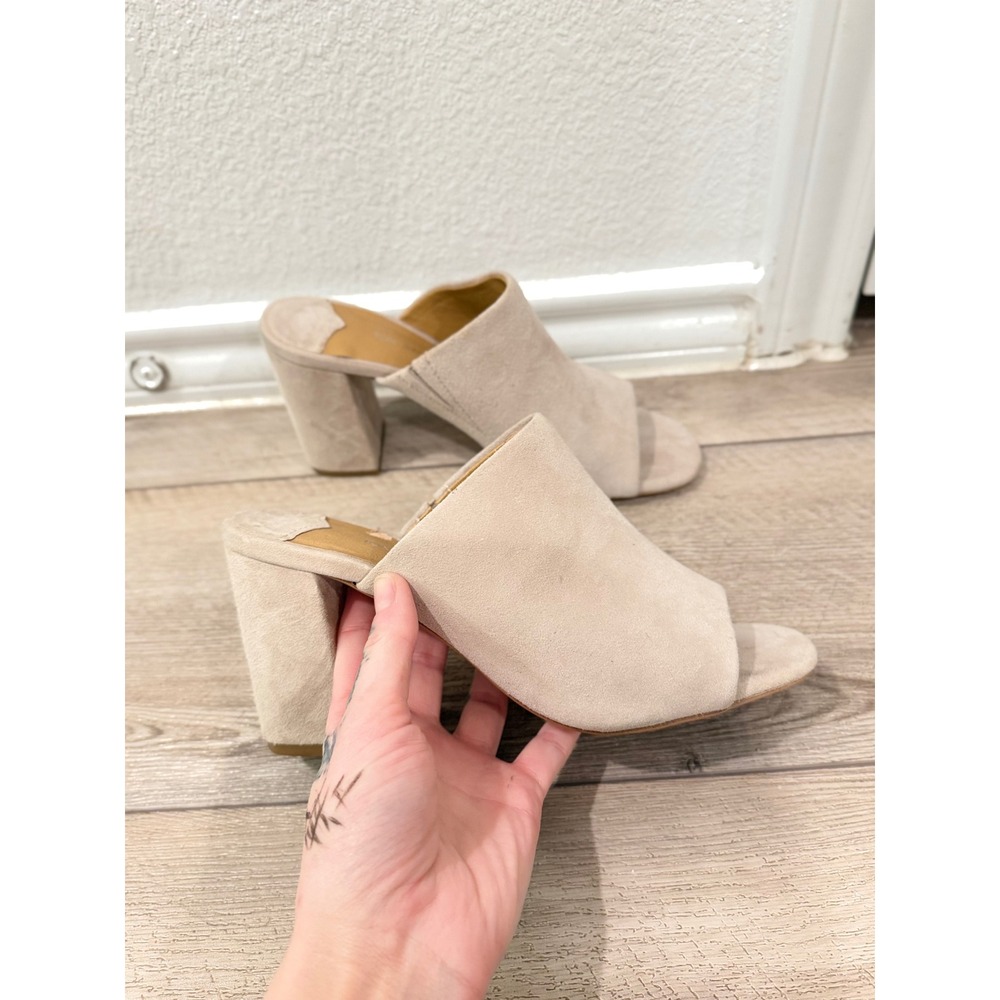 Tony Bianco Beige Suede Leather Block Heel Mules Open Toe Sandals Size 6